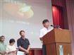 初中學生代表3D班馮致皓同學領禱